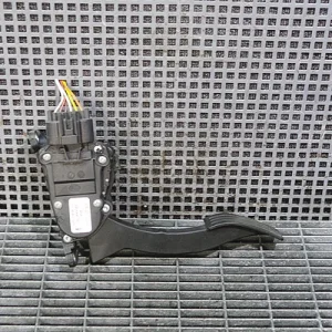 PEDALA ACCELERATIE FORD FIESTA 1.4 TDCI 2000-2014 oe-1530093, vedere frontata