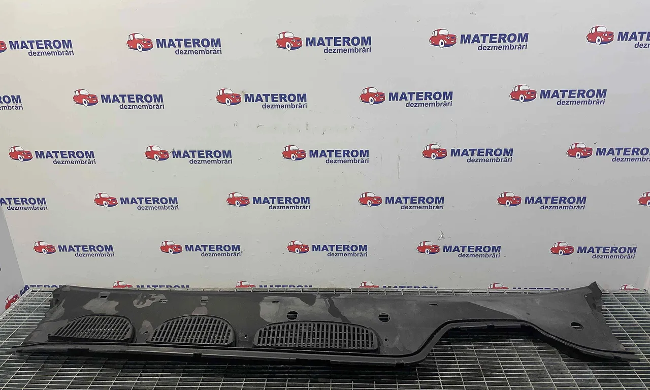 GRILA SUB PARBRIZ FORD FOCUS C-MAX 2003-2007