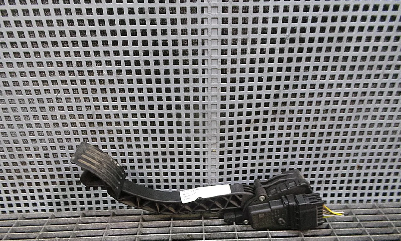 PEDALA ACCELERATIE FORD FOCUS C-MAX 2003-2007