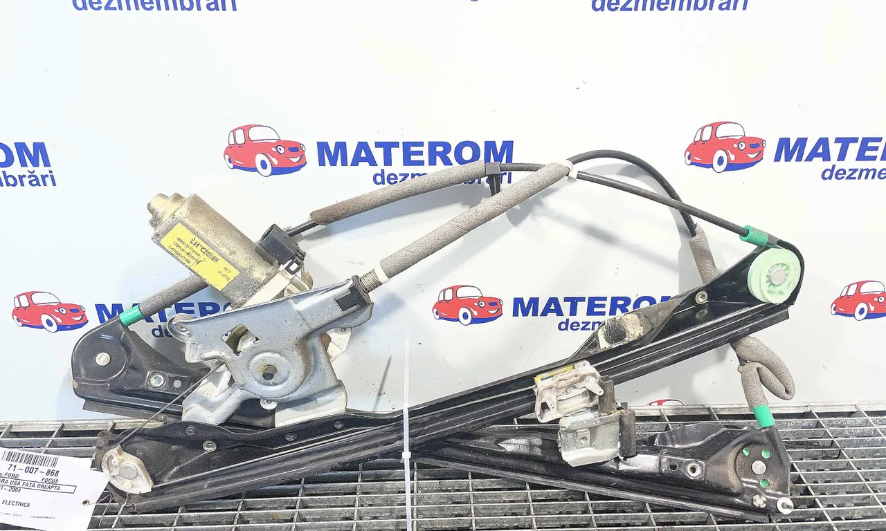 MACARA USA FATA DREAPTA FORD FOCUS I 1998-2009