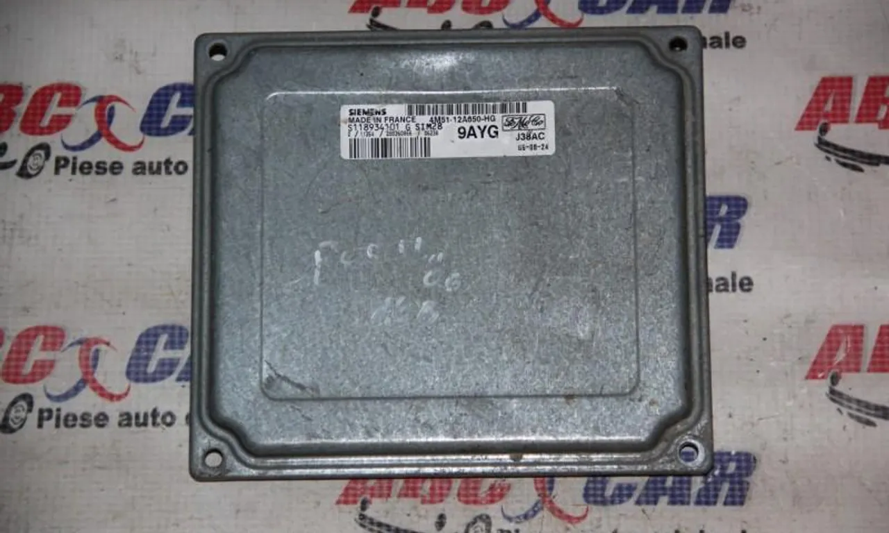 Calculator motor FORD FOCUS II 2004-2012