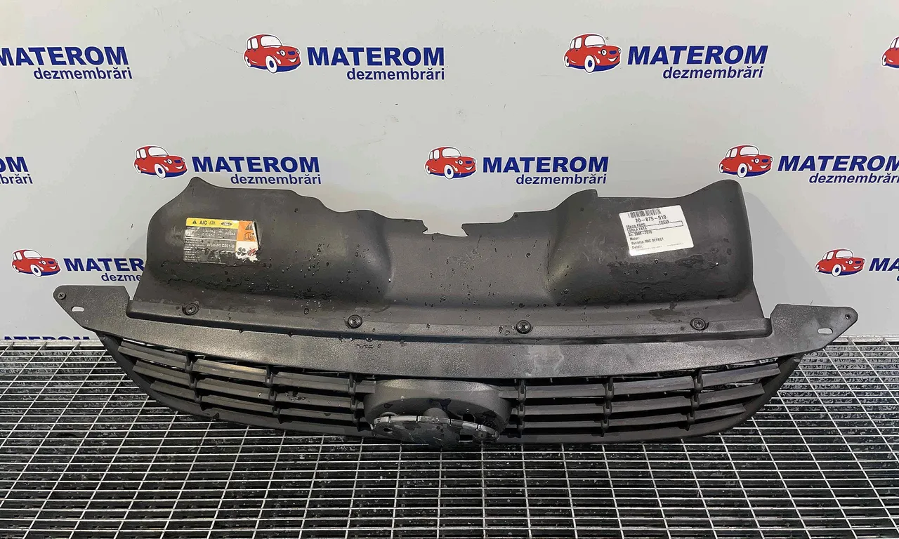 GRILA FATA FORD FOCUS II 2004-2013