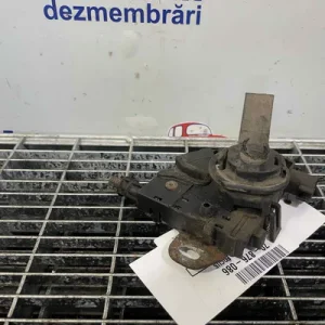 INCUIETOARE CAPOTA FATA