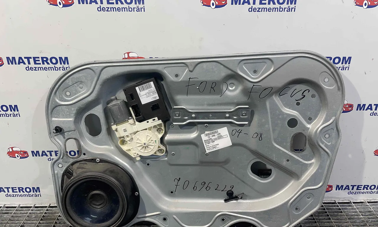 MACARA USA FATA DREAPTA FORD FOCUS II 2004-2013