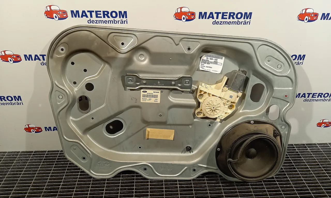 MACARA USA FATA STANGA FORD FOCUS II 2004-2013