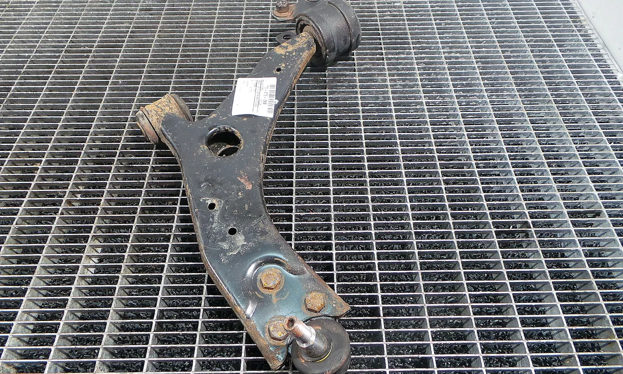 BRAT FATA INFERIOR STANGA FORD FOCUS II 2004-2013