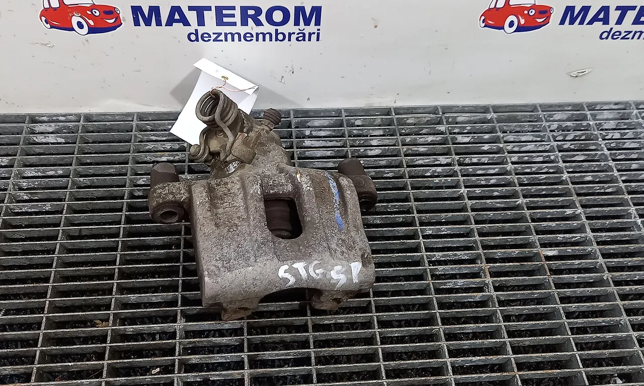 ETRIER SPATE STANGA FORD FOCUS II 2004-2013