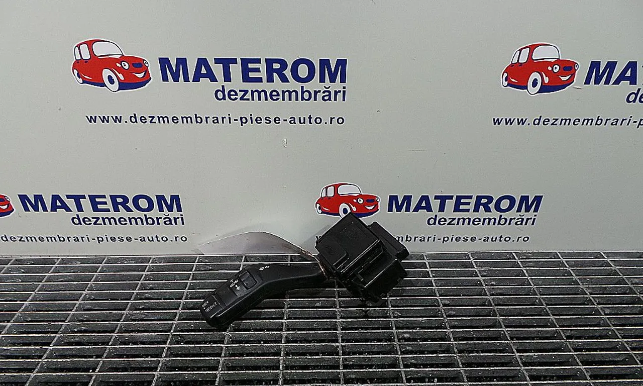 BLOC SEMNALIZARE FORD FOCUS II 2004-2013