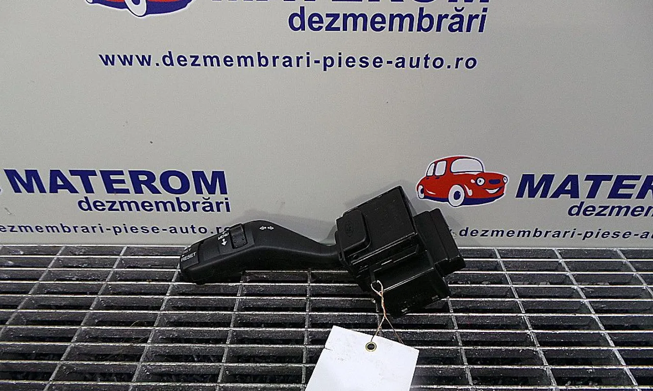 BLOC SEMNALIZARE FORD FOCUS II 2004-2013