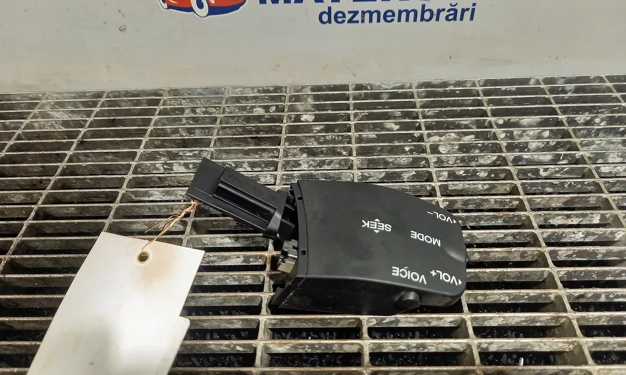 BUTOANE COMENZI VOLAN FORD FOCUS II 2004-2013