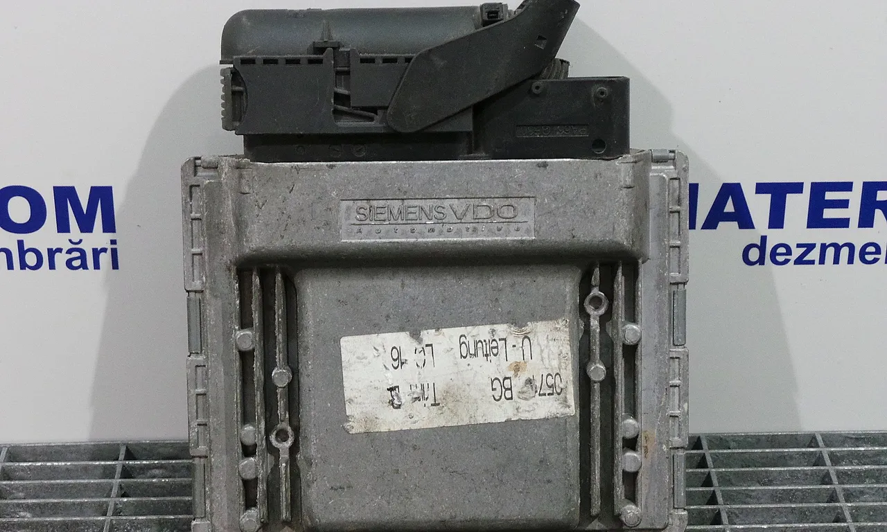 CALCULATOR MOTOR FORD FOCUS II 2004-2013