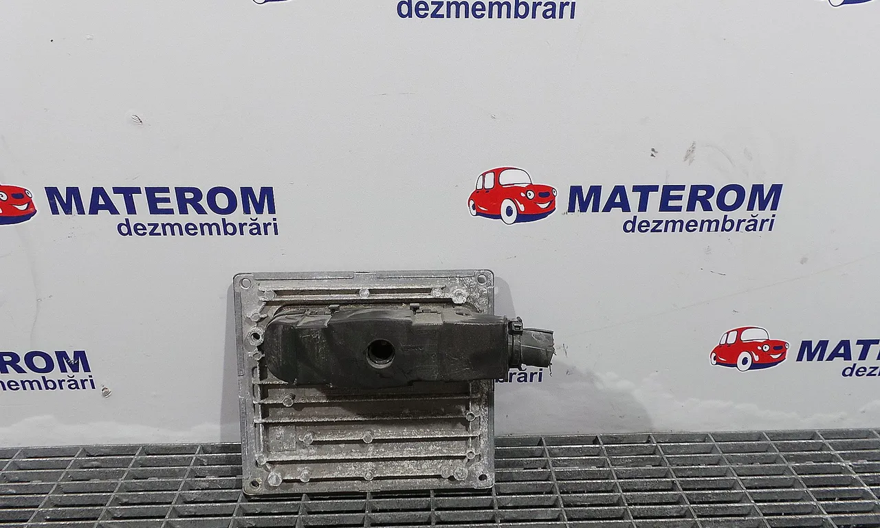 CALCULATOR MOTOR FORD FOCUS II 2004-2013