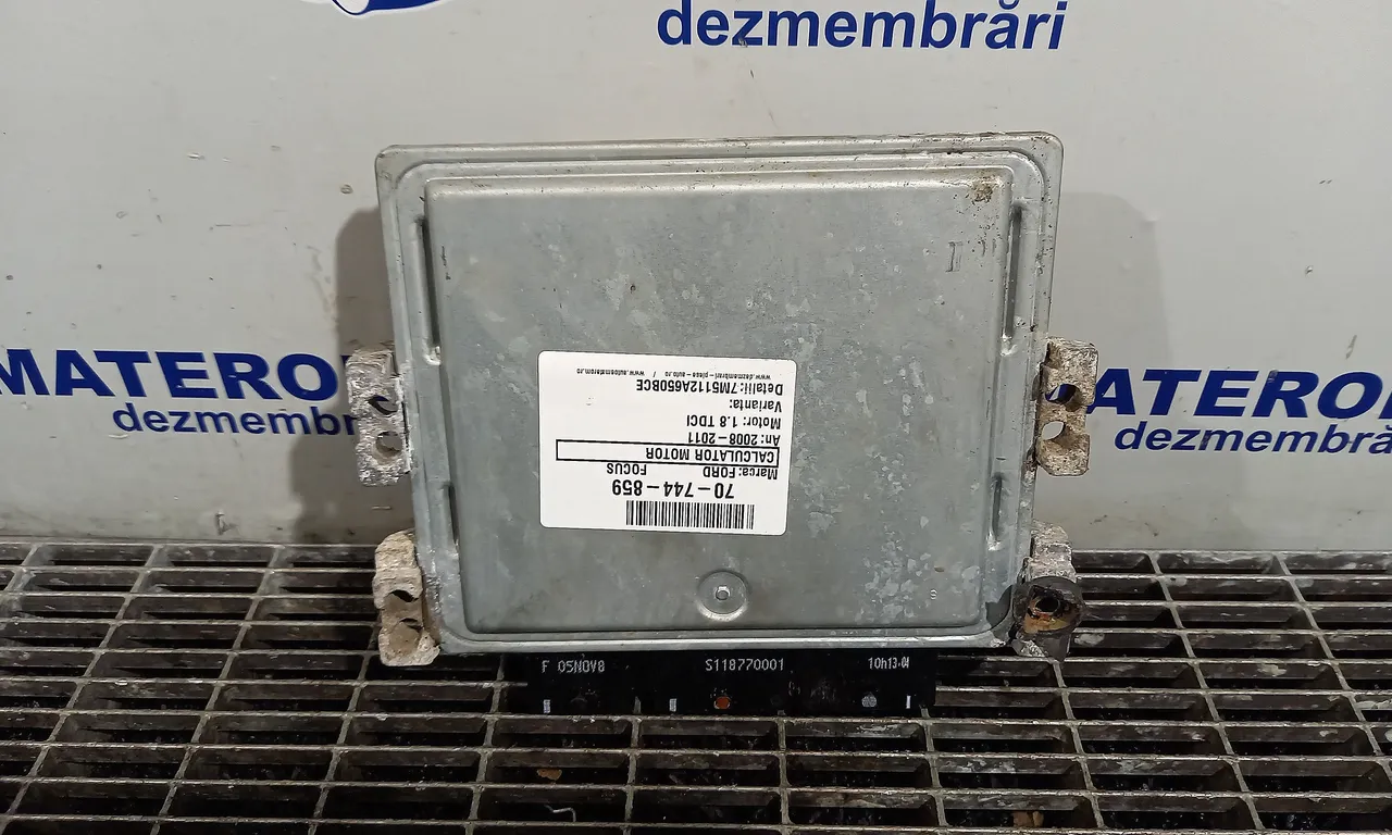 CALCULATOR MOTOR FORD FOCUS II 2004-2013