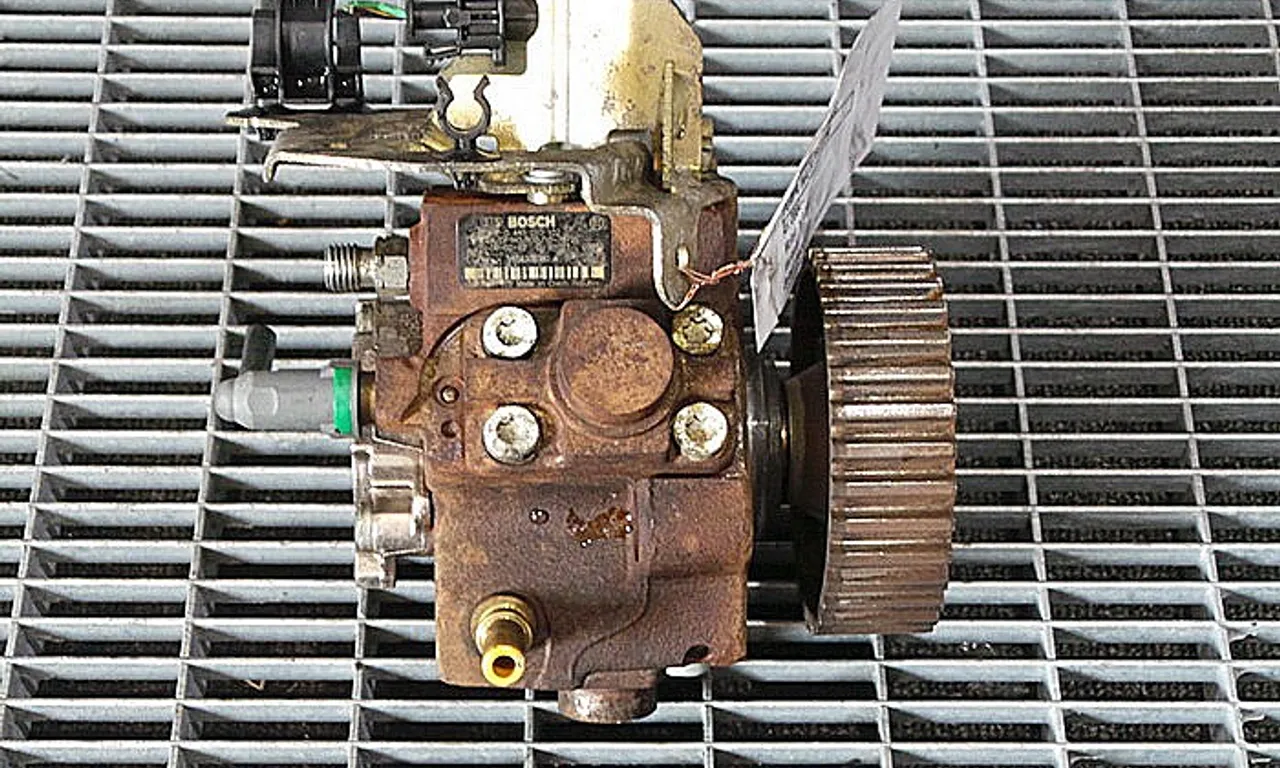 POMPA INALTA PRESIUNE FORD FOCUS II 2004-2013