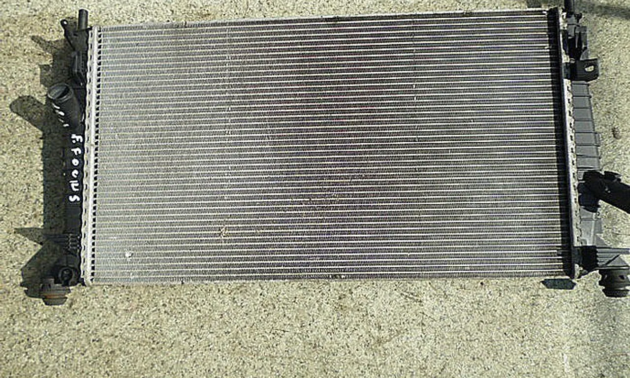 RADIATOR MOTOR FORD FOCUS II 2004-2013