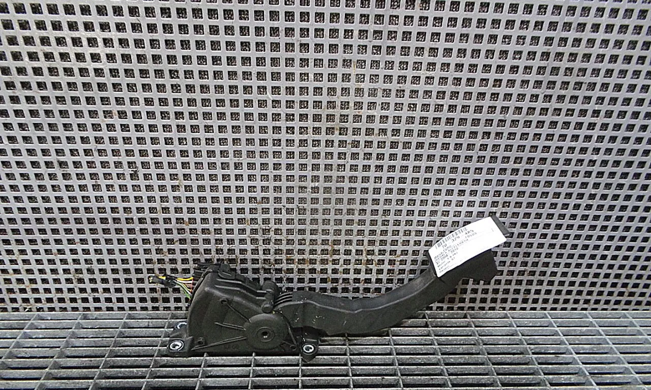 PEDALA ACCELERATIE FORD FOCUS II 2004-2013