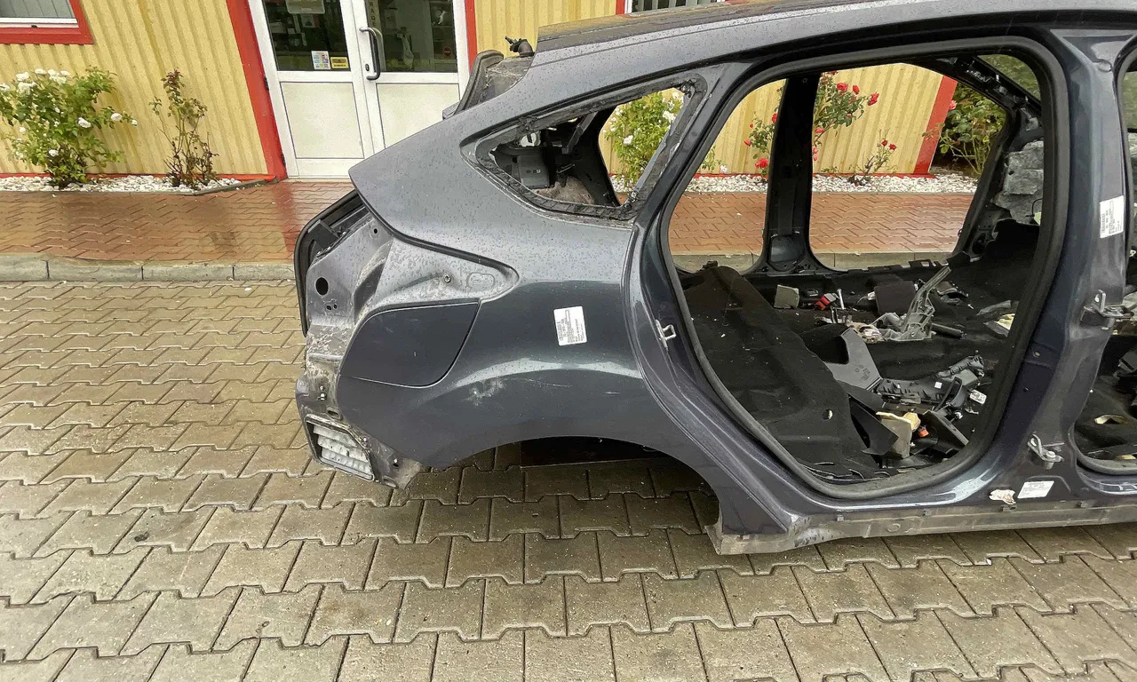 ARIPA SPATE DREAPTA FORD FOCUS III 2010-2020