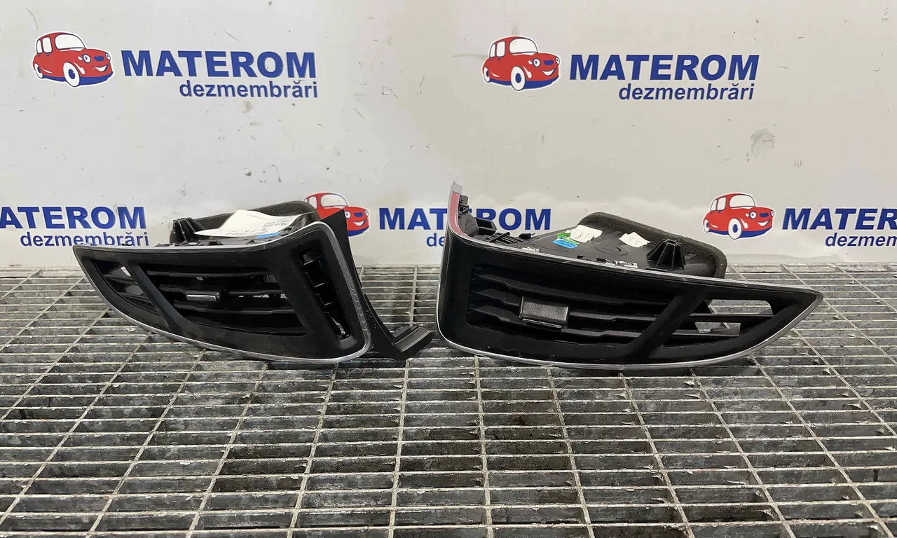 GRILA BORD FORD FOCUS III 2010-2020