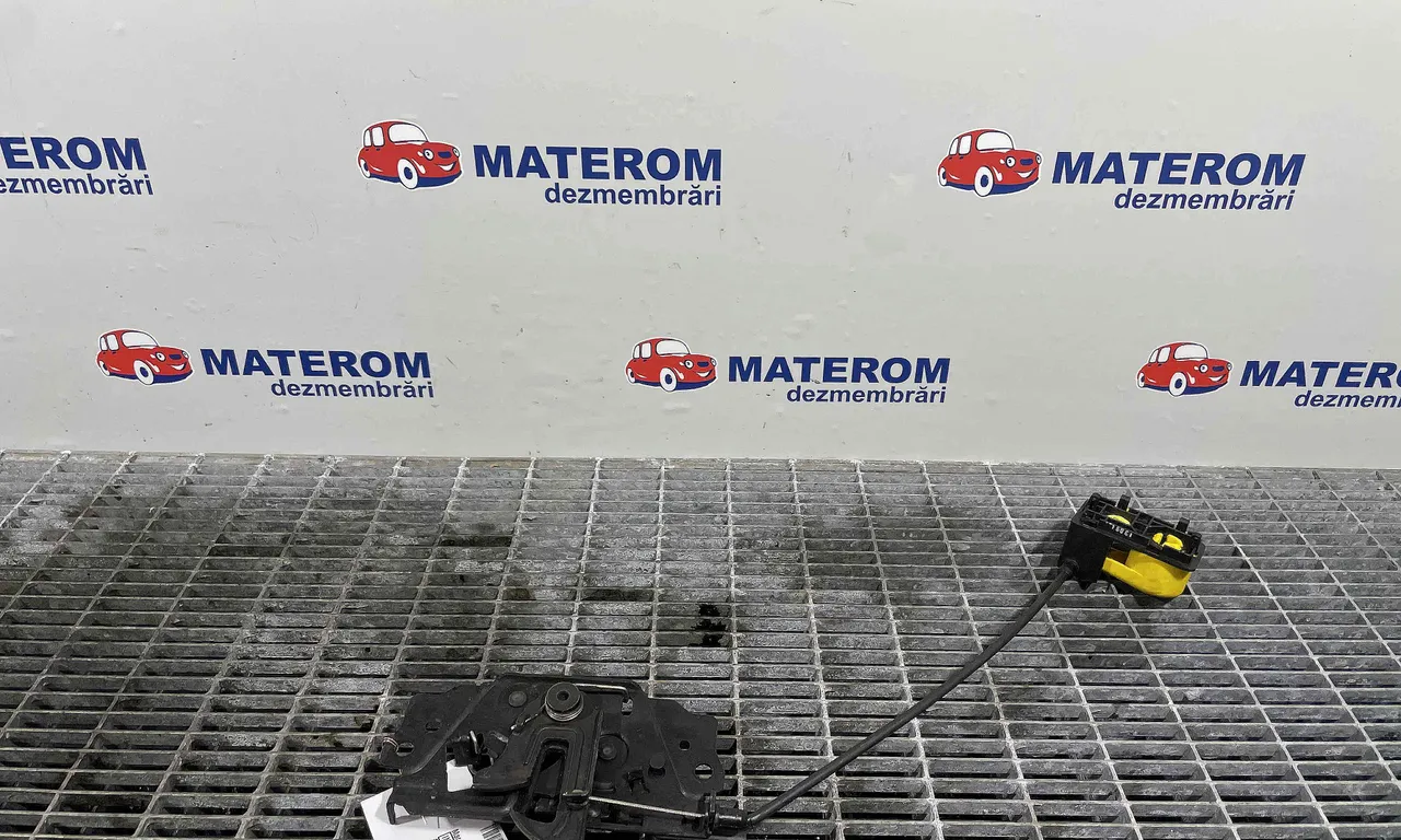 INCUIETOARE CAPOTA FATA FORD FOCUS III 2010-2020