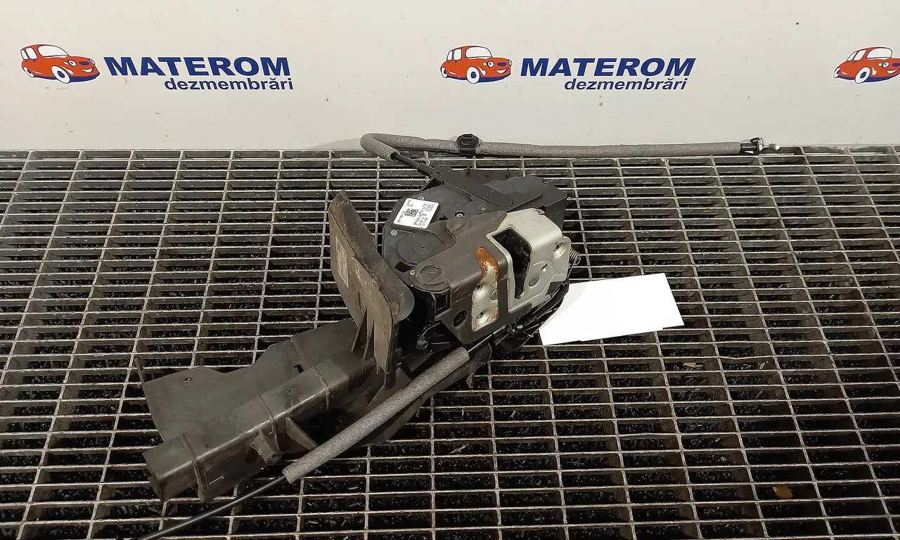 INCUIETOARE USA FATA STANGA FORD FOCUS III 2010-2020