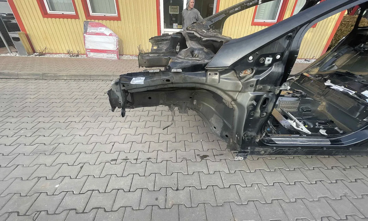 LONJERON STANGA FORD FOCUS III 2010-2020