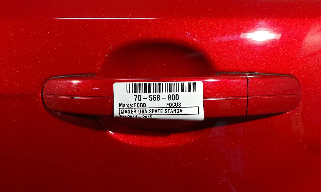MANER USA SPATE STANGA FORD FOCUS III 2010-2020