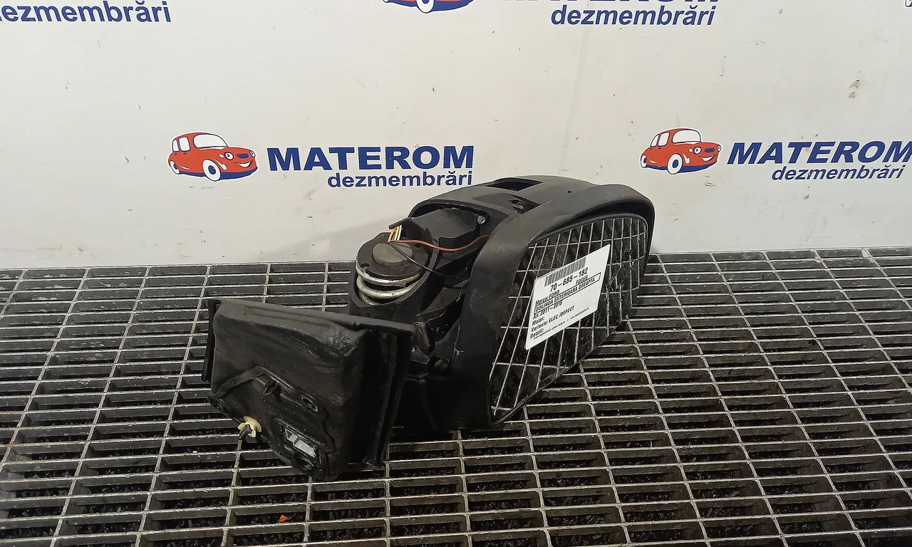 OGLINDA EXTERIOARA DREAPTA FORD FOCUS III 2010-2020