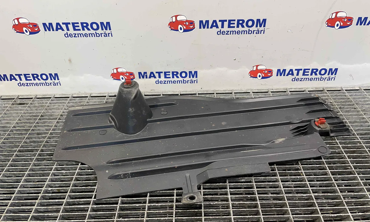 SCUT SUB MASINA FORD FOCUS III 2010-2020