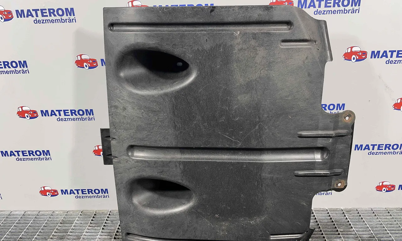 SCUT SUB MASINA FORD FOCUS III 2010-2020