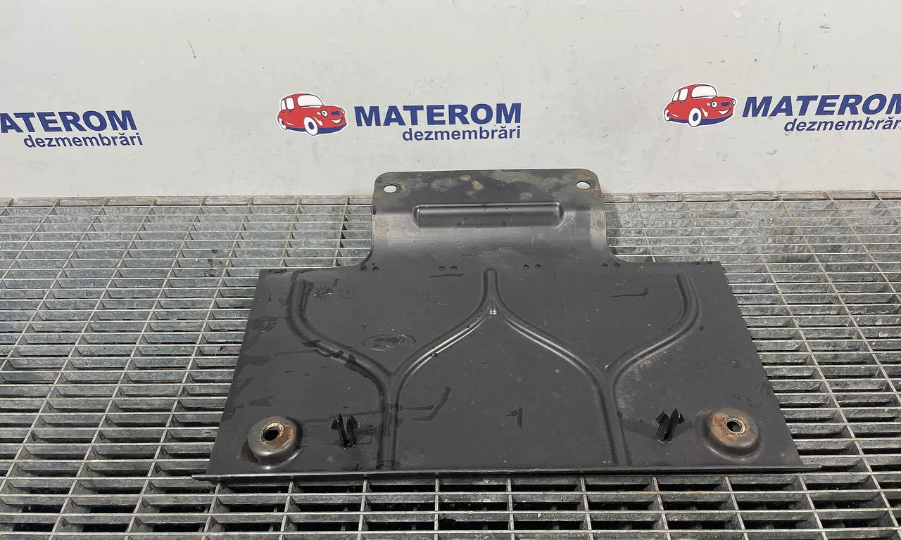 SCUT SUB MASINA FORD FOCUS III 2010-2020