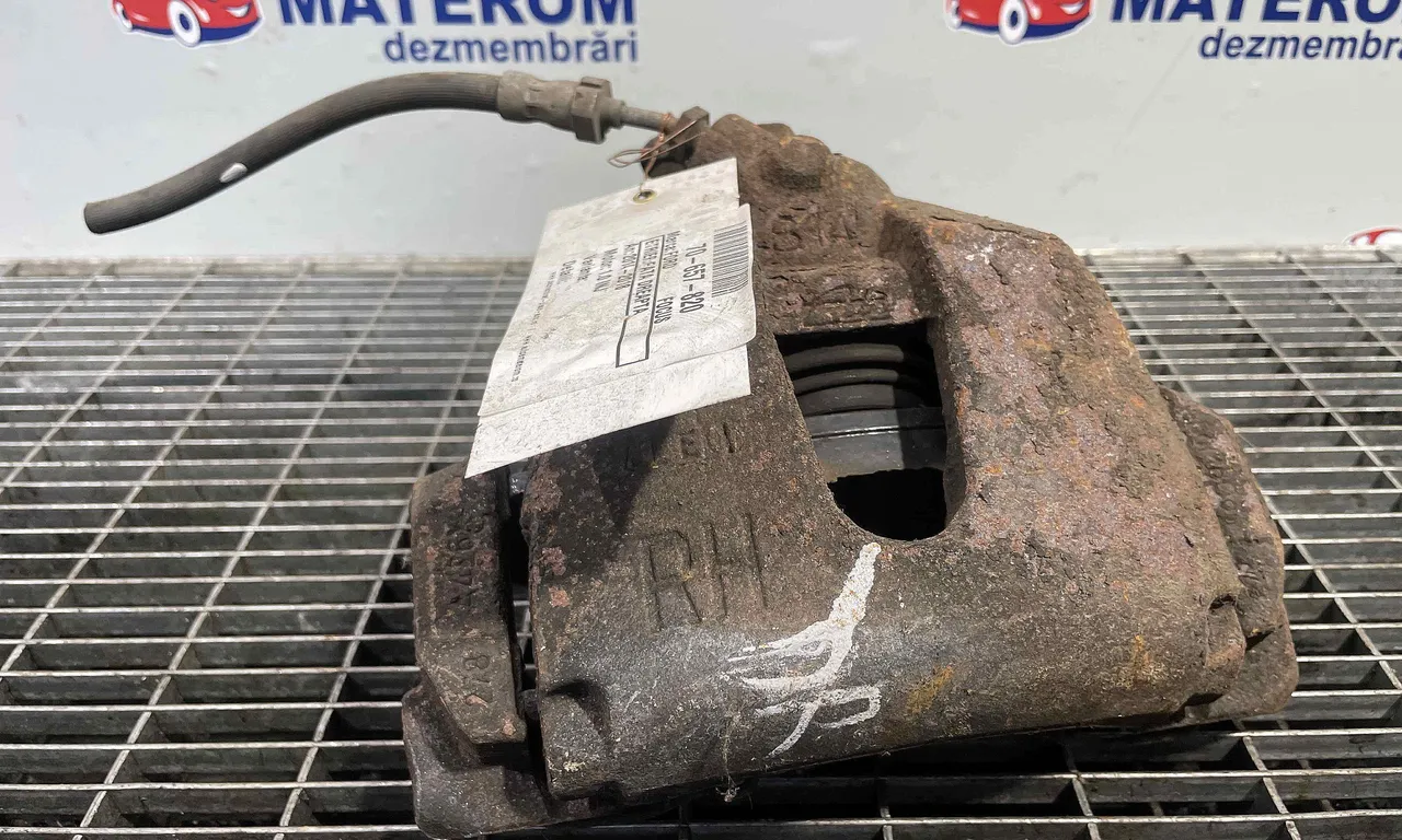 ETRIER FATA DREAPTA FORD FOCUS III 2010-2020