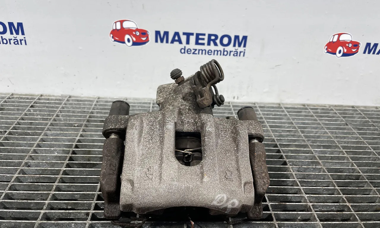 ETRIER SPATE DREAPTA FORD FOCUS III 2010-2020