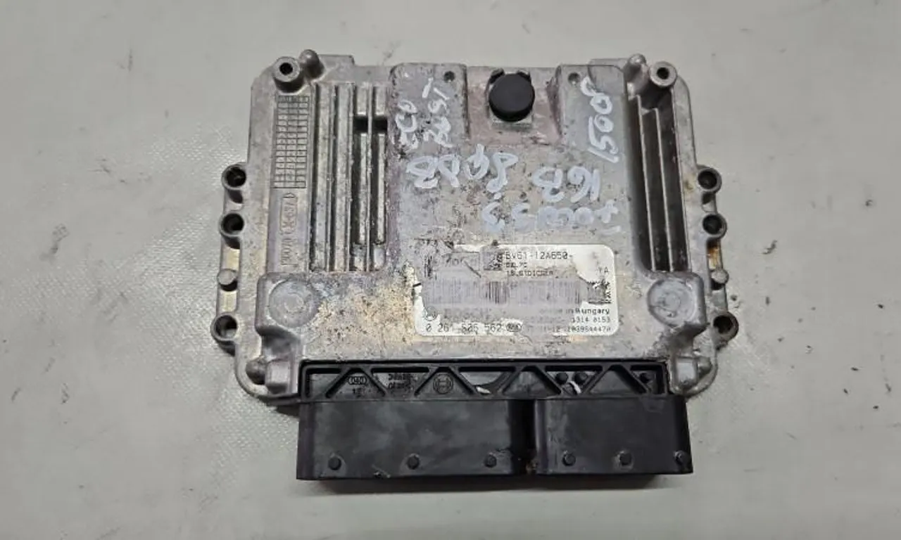 Calculator motor ECU FORD FOCUS III 2010-2020