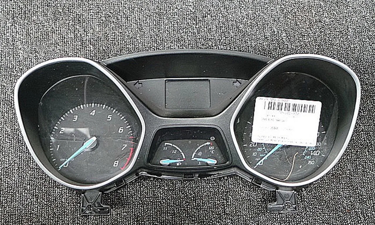 CEAS BORD FORD FOCUS III 2010-2020