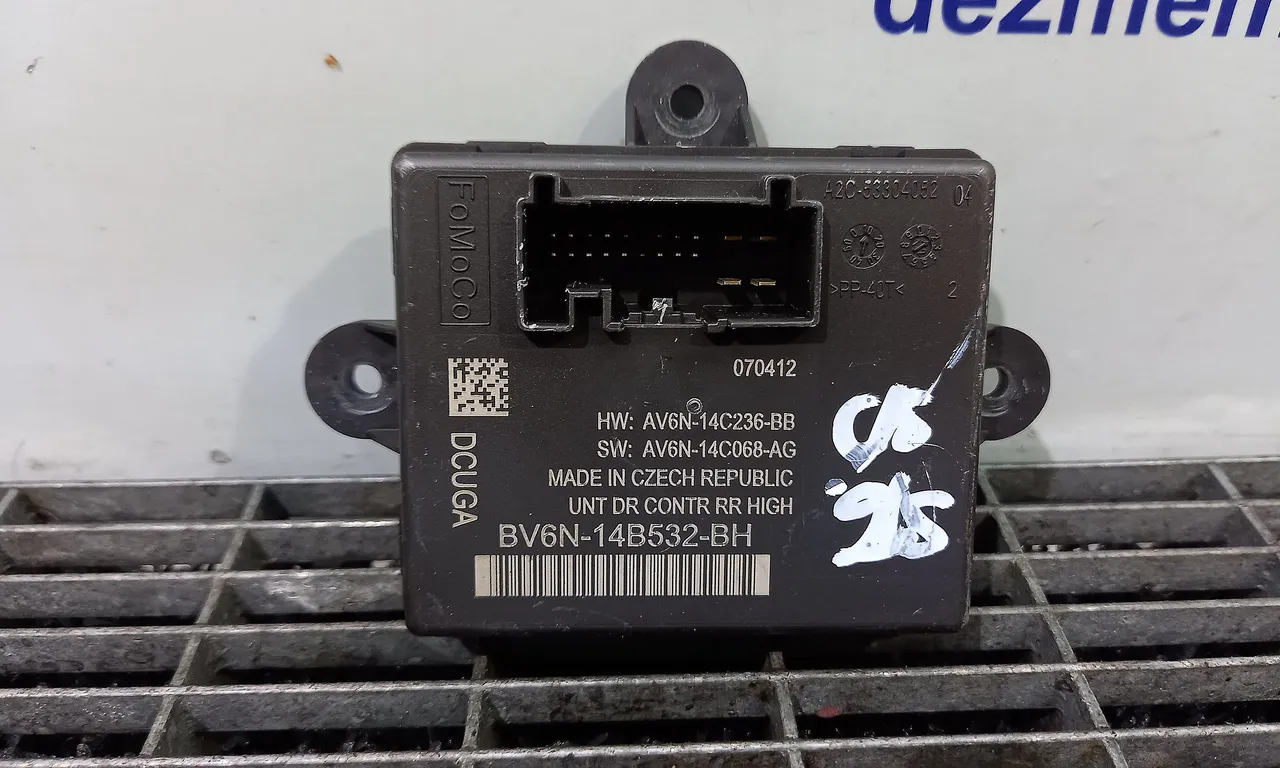 MODUL USA/STANGA SPATE FORD FOCUS III 2010-2020
