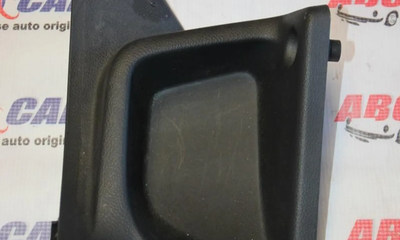 Ornament interior stanga portbagaj FORD FOCUS III 2010-2020