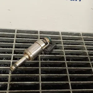 INJECTOR