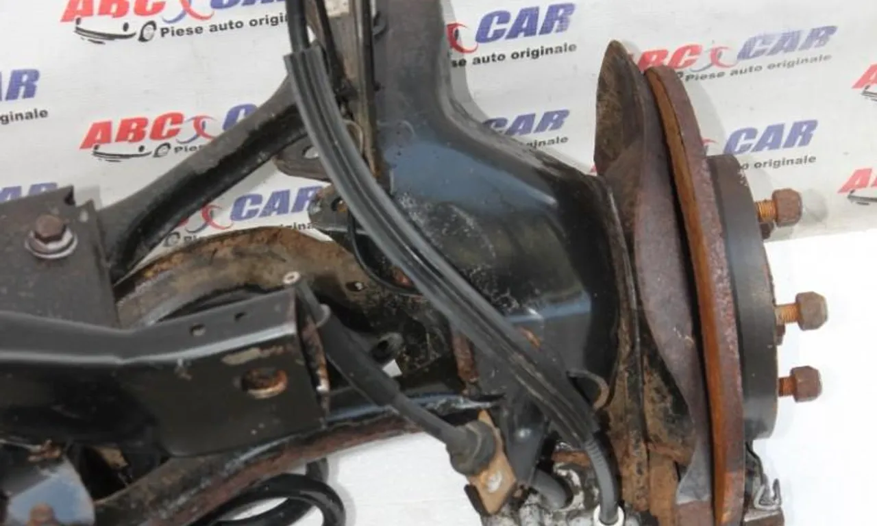 Arc dreapta spate FORD FOCUS III 2010-2020