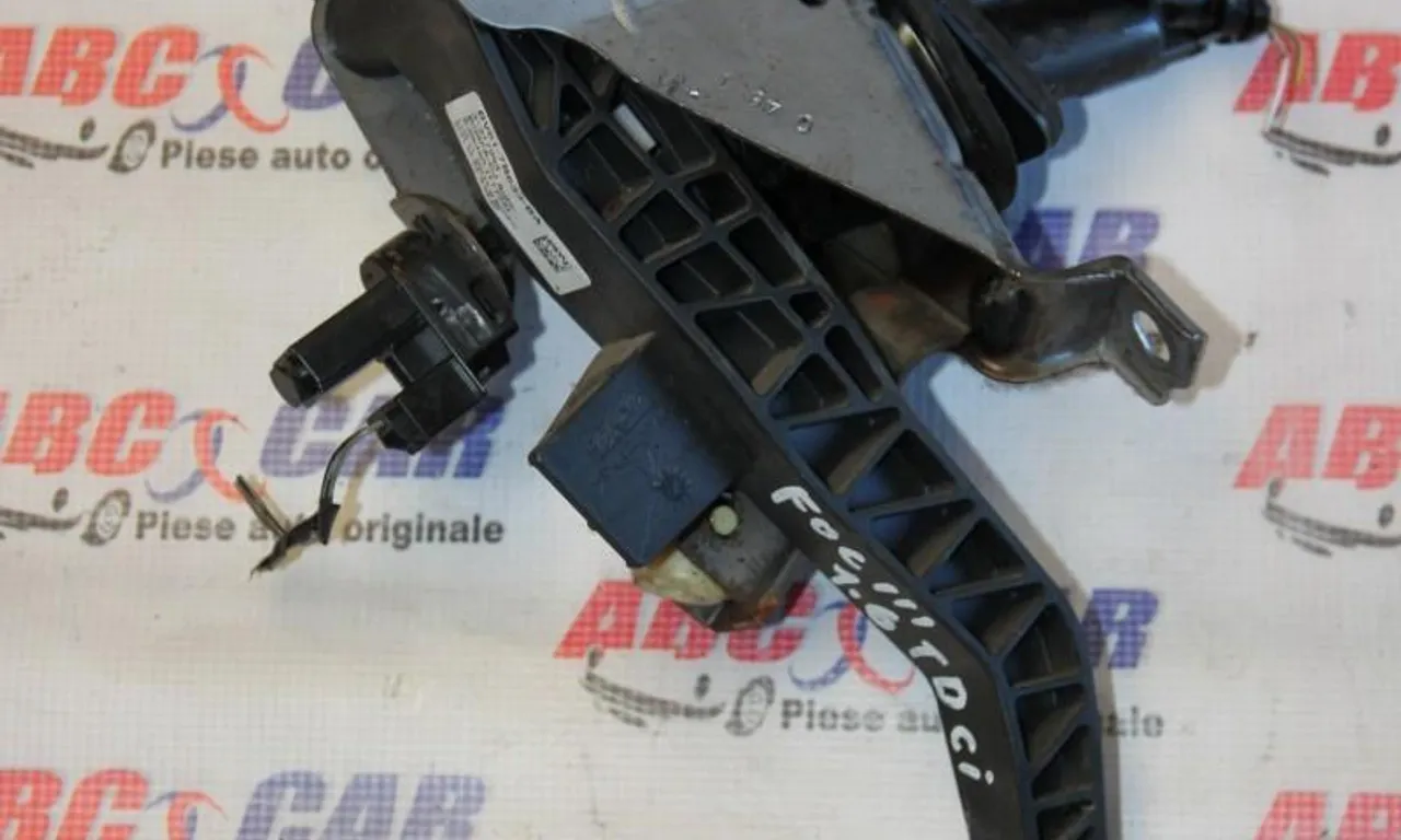 Pedala ambreiaj FORD FOCUS III 2010-2020