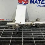 RAMPA INJECTIE FORD FOCUS IV 1.0 EcoBoost 2018-2020 oe-H6BQ9D280AA, vedere laterala