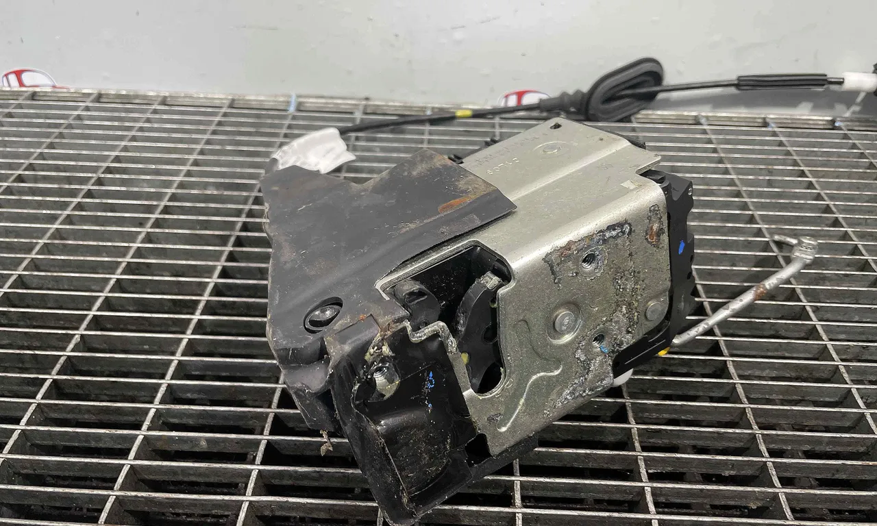 INCUIETOARE USA SPATE STANGA FORD FUSION 2002-2012