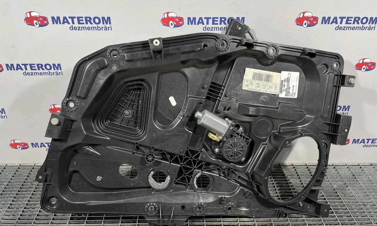 MACARA USA FATA DREAPTA FORD FUSION 2002-2012