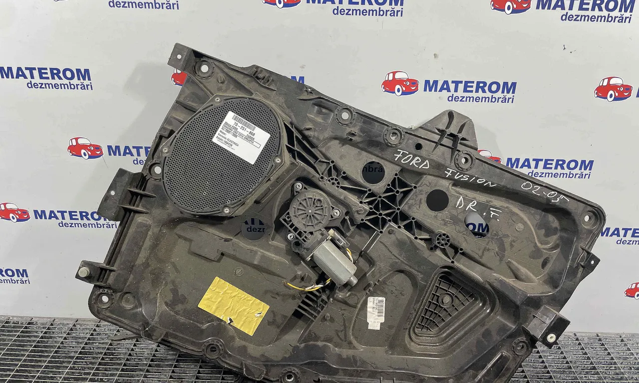 MACARA USA FATA DREAPTA FORD FUSION 2002-2012