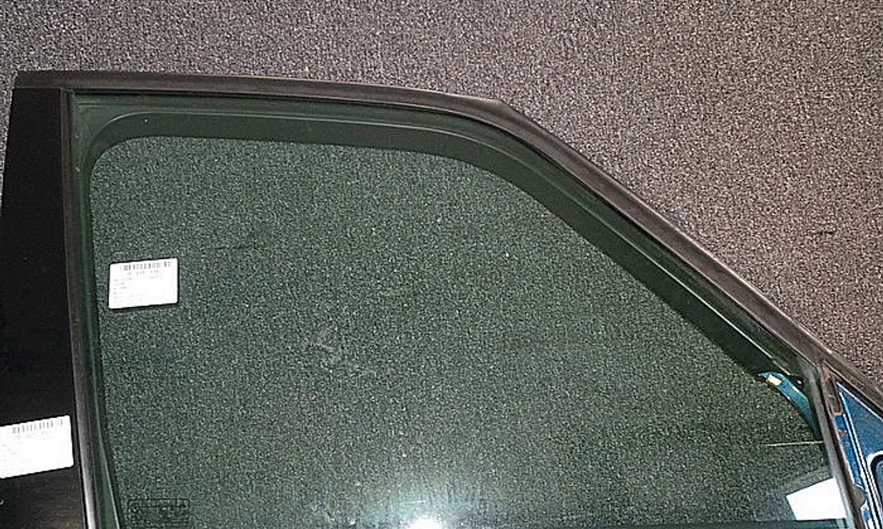 GEAM FATA DREAPTA FORD GALAXY II 2006-2015