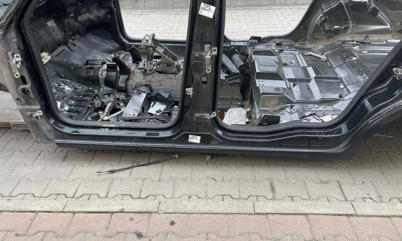 PRAG STANGA FORD GALAXY II 2006-2015