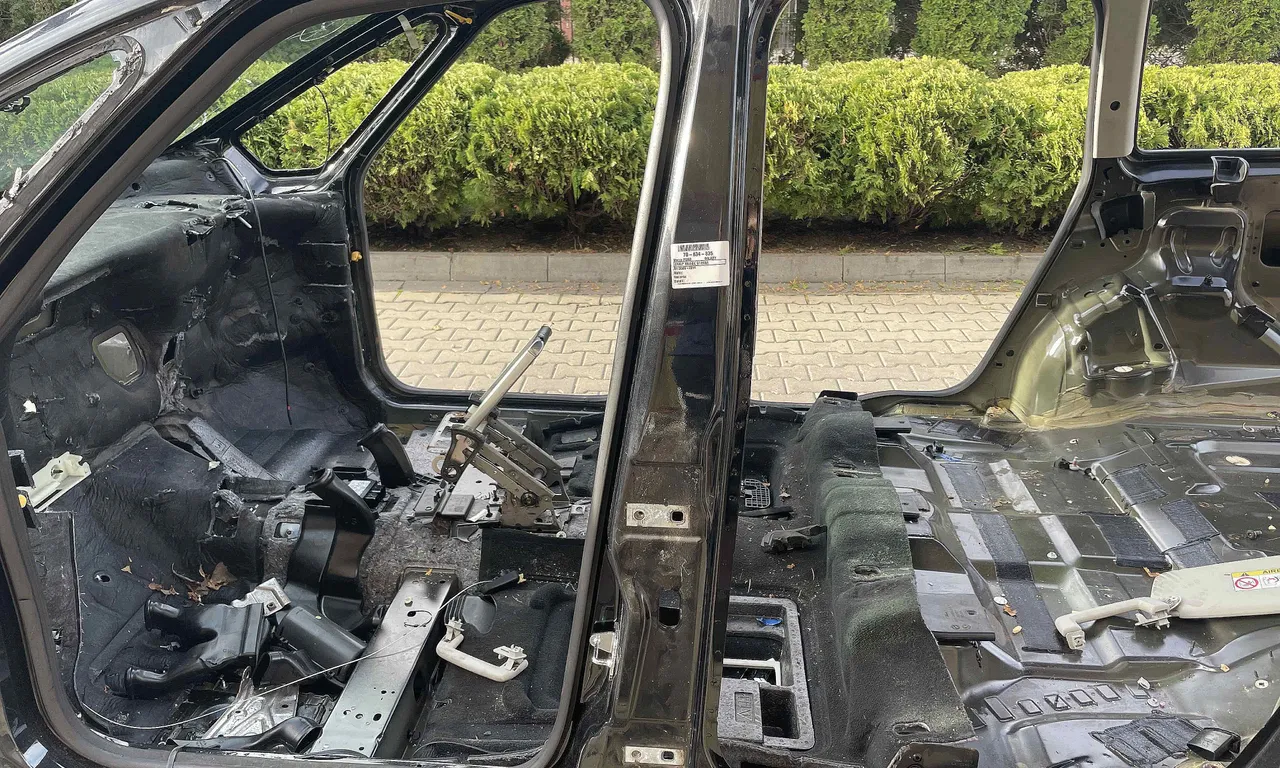 STALP MIJLOC STANGA FORD GALAXY II 2006-2015