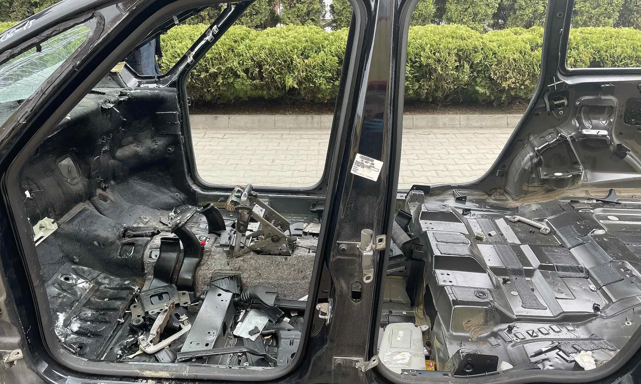 STALP MIJLOC STANGA FORD GALAXY II 2006-2015