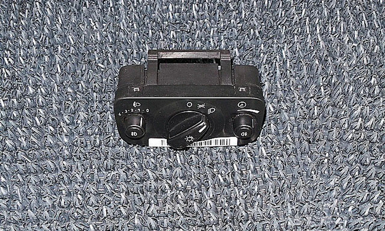 INTRERUPATOR LUMINI FORD GALAXY II 2006-2015