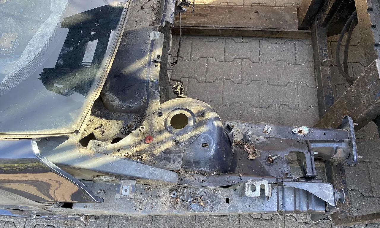 LONJERON DREAPTA FORD KUGA I 2008-2012