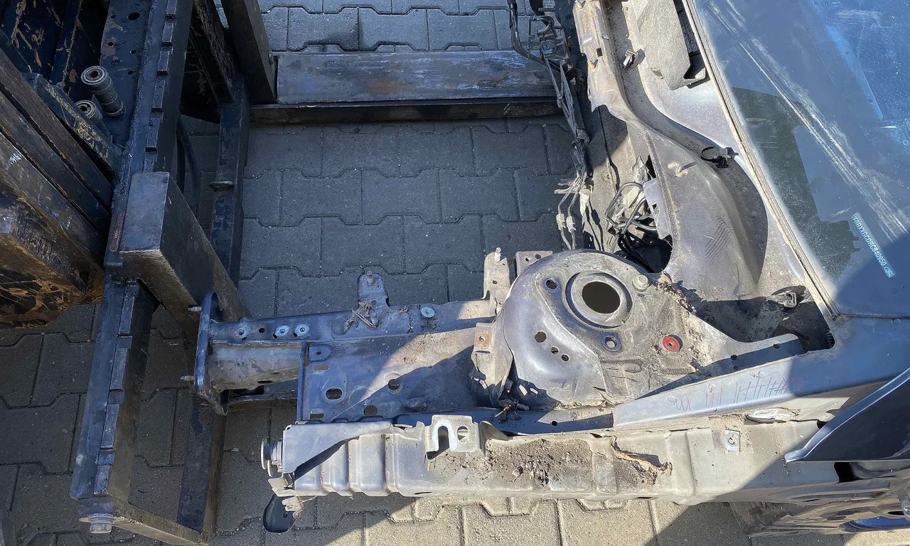 LONJERON STANGA FORD KUGA I 2008-2012